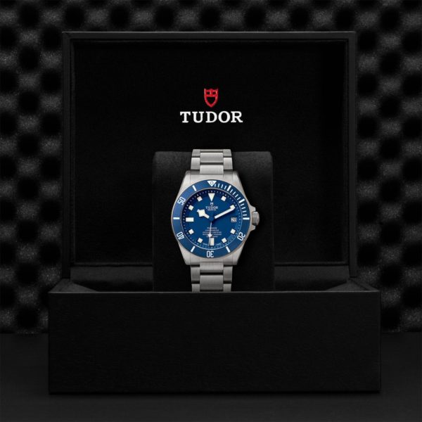 Pelagos | 25600TB | Titanium | M25600TB-0001 | Tudor Official Retailer - Siam Swiss