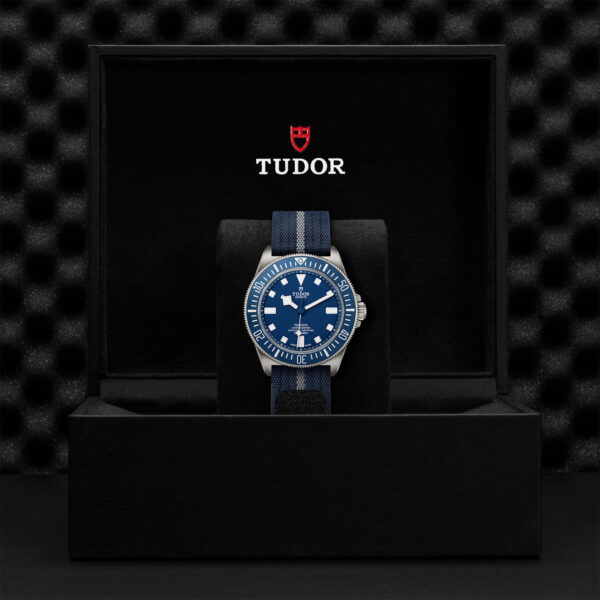 Pelagos FXD | 25707B/24 | Titanium | M25707B/24-0001 | Tudor Official Retailer - Siam Swiss