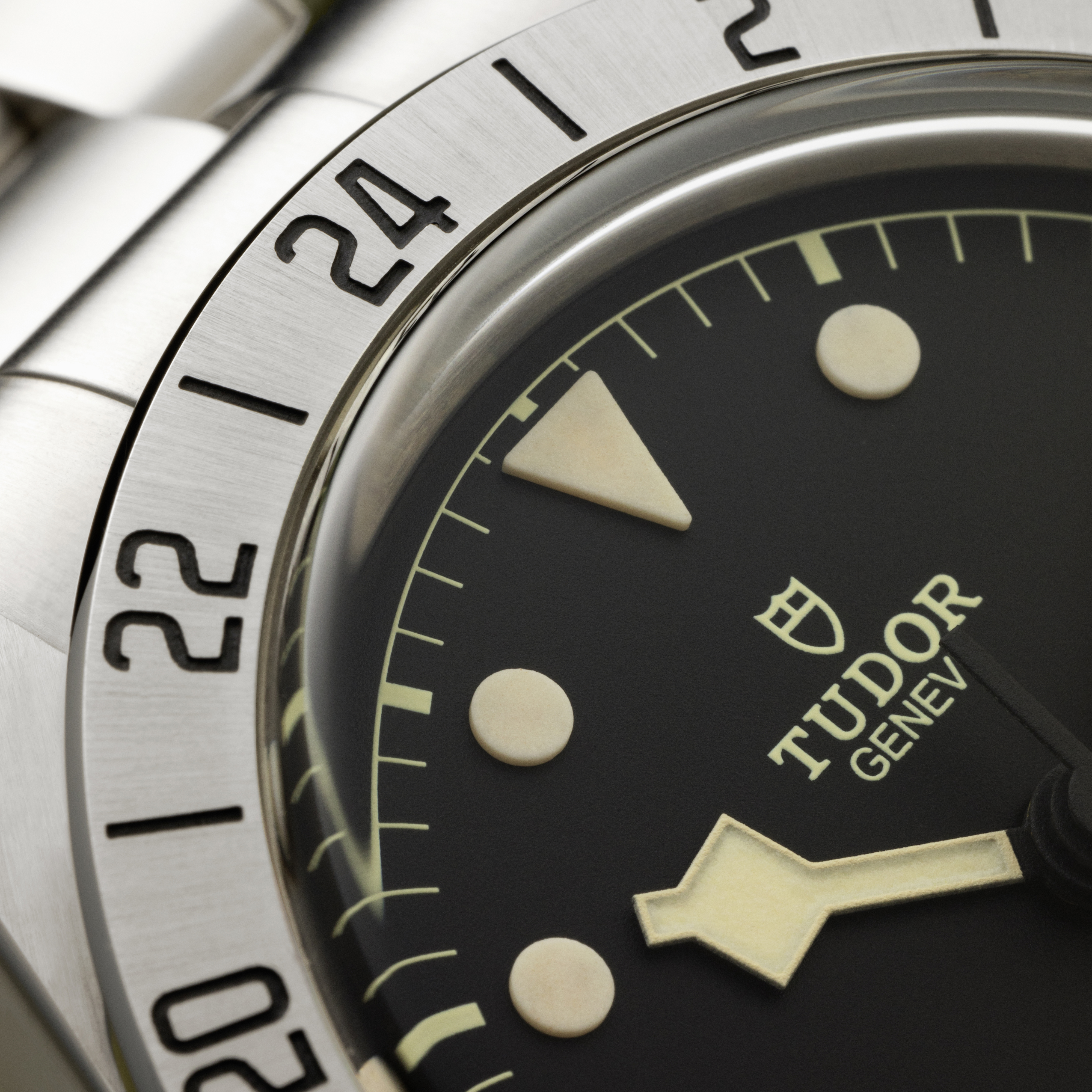 Tudor Black Bay Pro with Snowflake hands, hour markers from monobloc luminous ceramic.