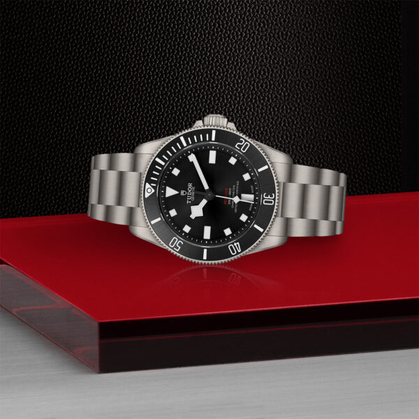 Pelagos | 25407N | Titanium | M25407N-0001 | Tudor Official Retailer - Siam Swiss