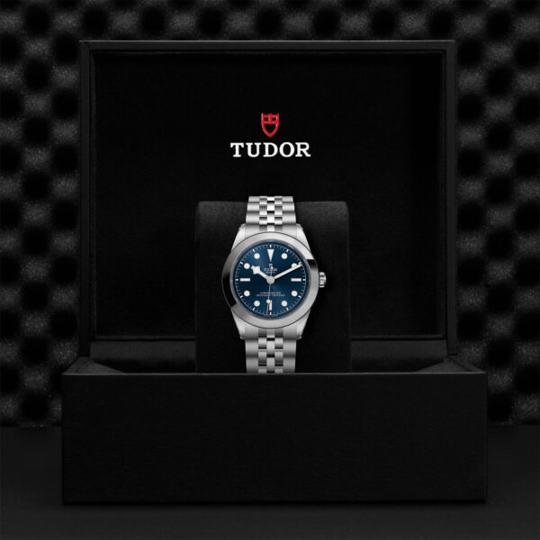 Black Bay 31/36/39/41 | 79660 | Steel | M79660-0002 | Tudor Official Retailer - Siam Swiss