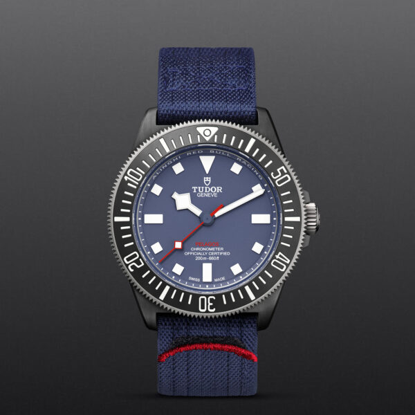 Pelagos FXD | 25707KN | Carbon Composite | M25707KN-0001 | Tudor Official Retailer - Siam Swiss