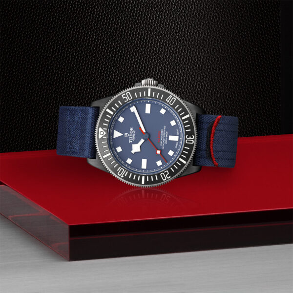 Pelagos FXD | 25707KN | Carbon Composite | M25707KN-0001 | Tudor Official Retailer - Siam Swiss