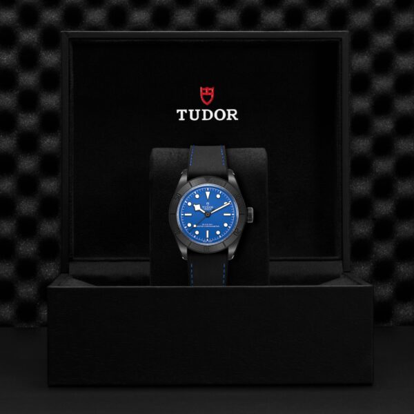 Black Bay | 79210CNU | Ceramic | M79210CNU-0007 | Tudor Official Retailer - Siam Swiss